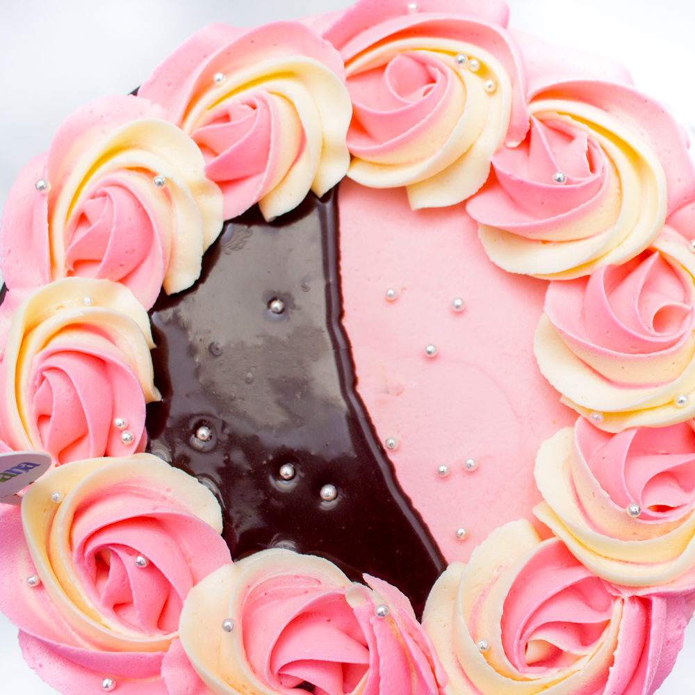 Sweet Mom cake, Lakwimana